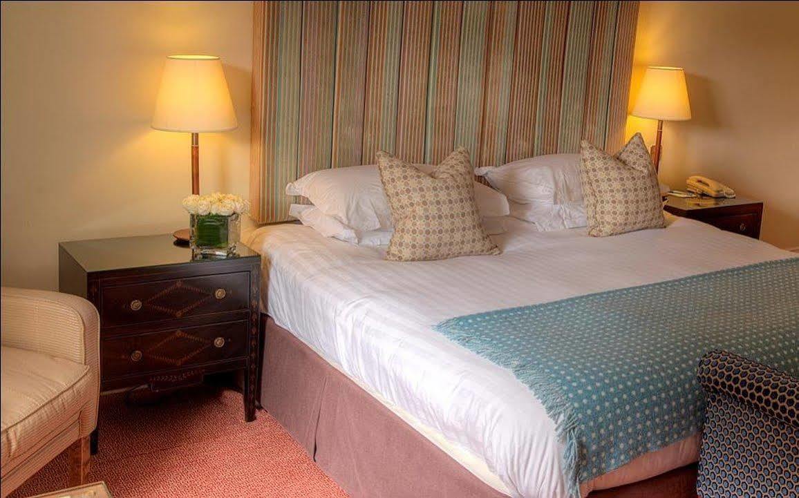 Wentbridge House Hotel Понтифракт Стая снимка